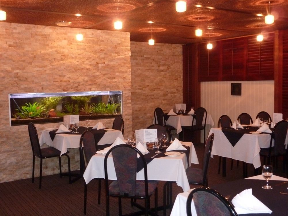 Country Plaza Motor Inn Mackay Exteriör bild